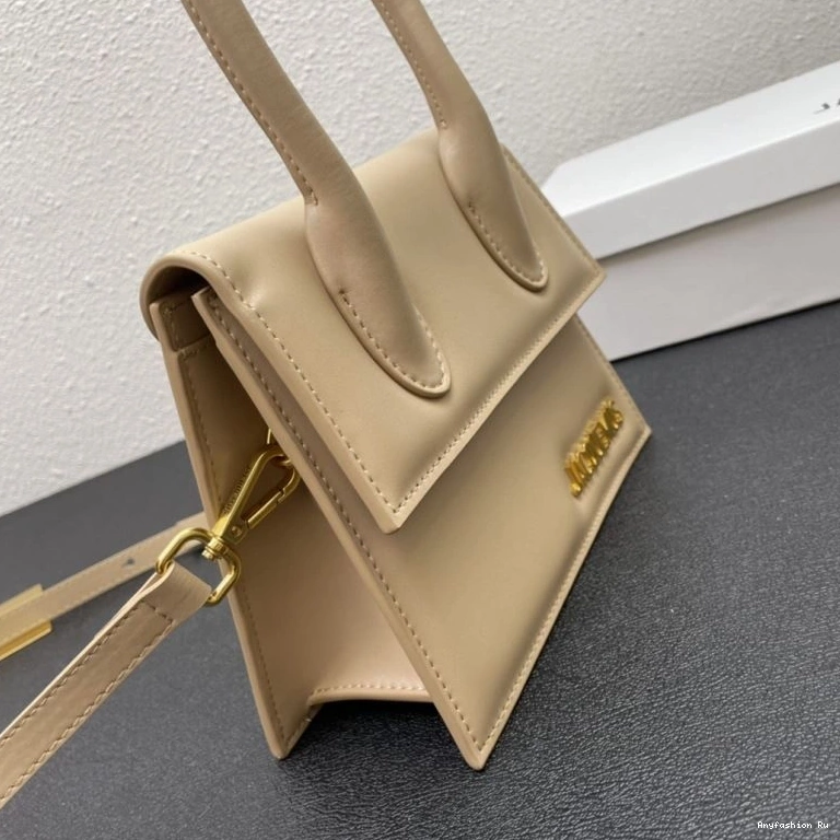 Lightweight Bags Top Handle 83904 Jacquemus 0817